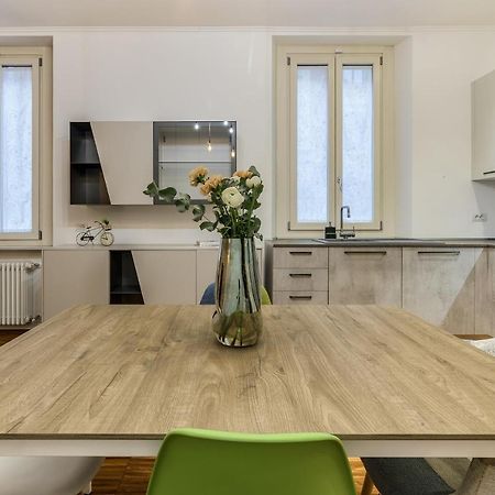 Beplace Apartments In Isola มิลาน ภายนอก รูปภาพ