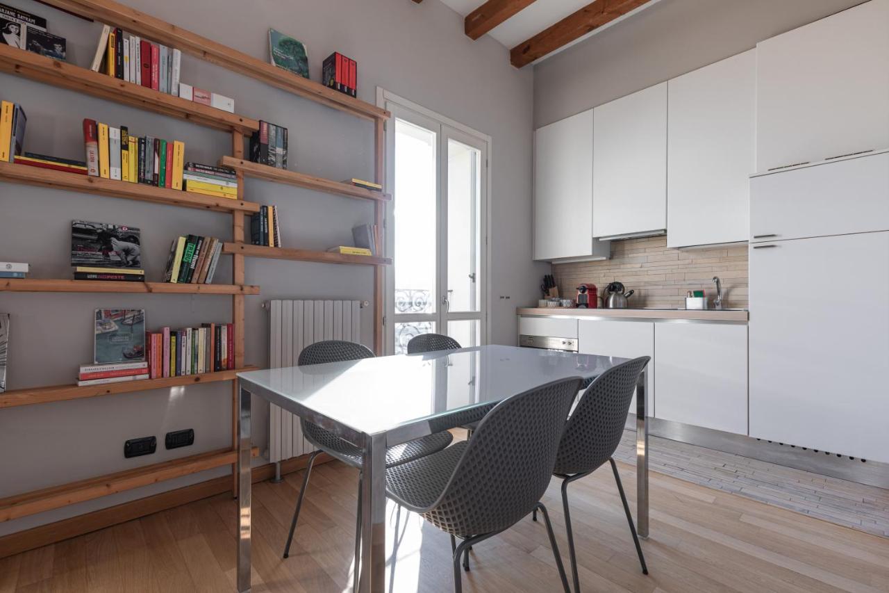 Beplace Apartments In Isola มิลาน ภายนอก รูปภาพ