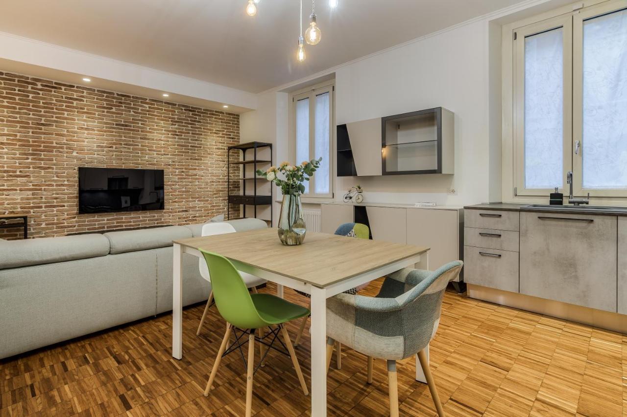 Beplace Apartments In Isola มิลาน ภายนอก รูปภาพ