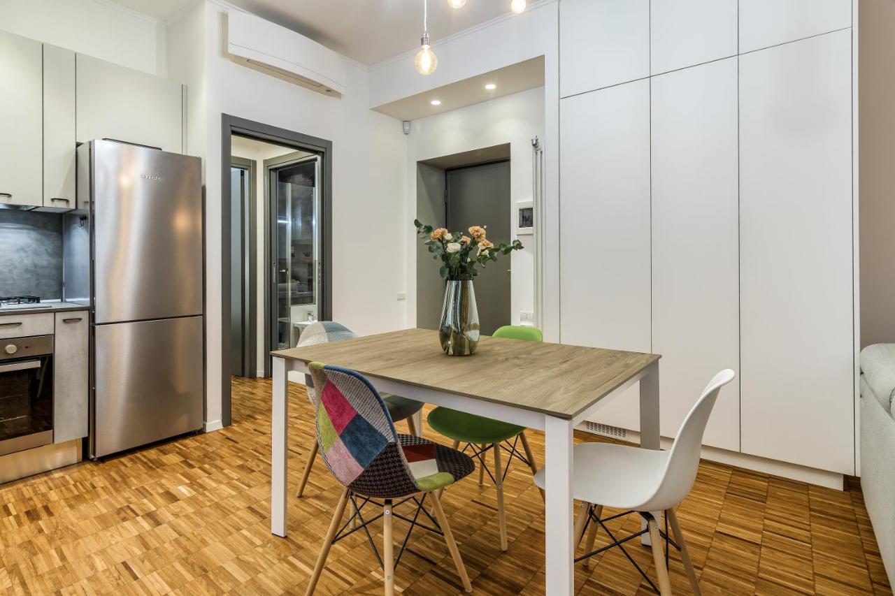 Beplace Apartments In Isola มิลาน ภายนอก รูปภาพ